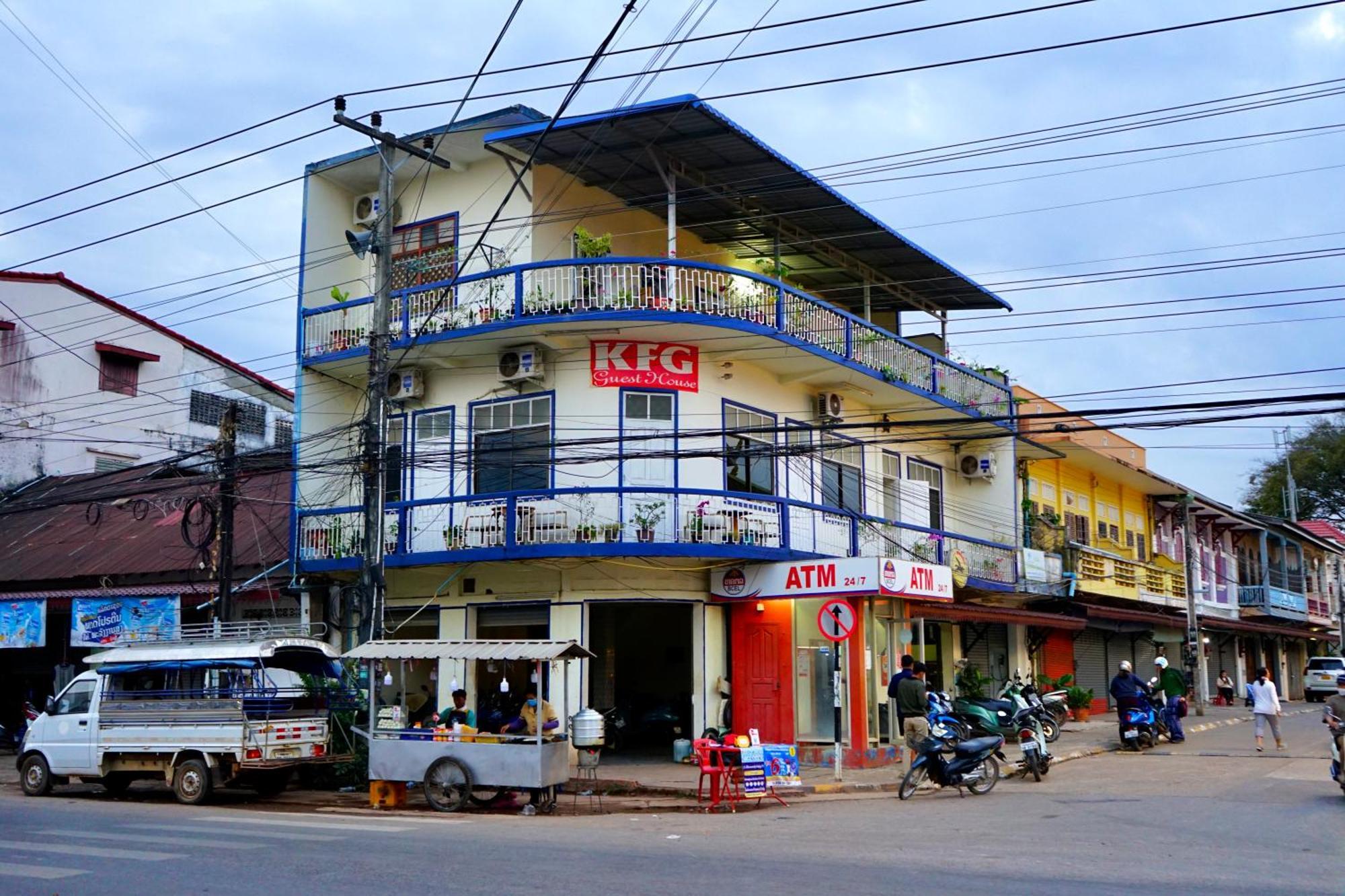 Kfg Guesthouse Thakhek Extérieur photo